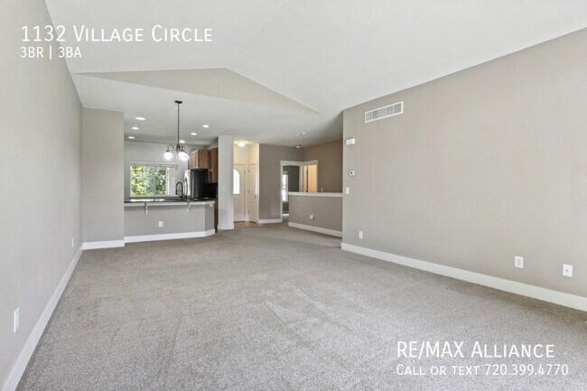 Building Photo - Welcome to your dream home!