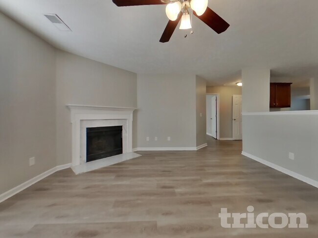 Foto del edificio - 5004 Millpond Ct