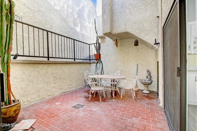 Foto del edificio - 5379 Godbey Dr