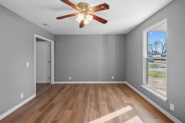 Foto del edificio - 3314 Lockwood Ct SW