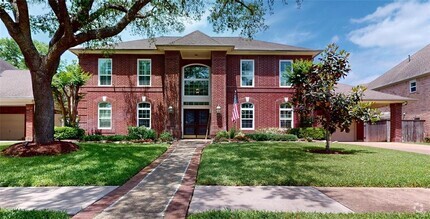 Building Photo - 1323 Hillside Forest Dr
