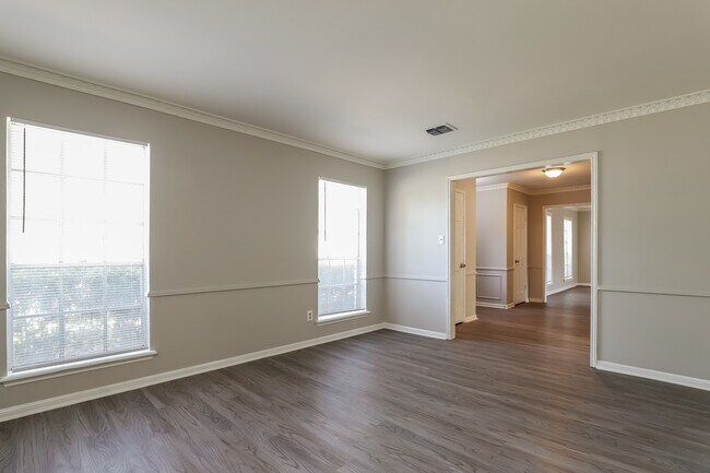 Foto del edificio - 1707 Corral Dr