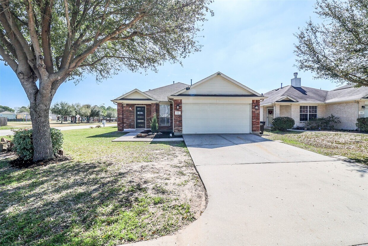Primary Photo - 2626 Shearwater Bend Dr