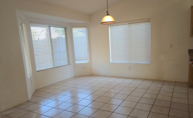 Foto del edificio - 6611 W Lariat Ln