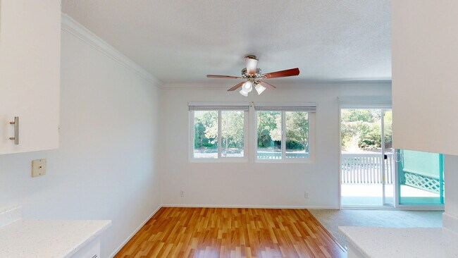 Building Photo - 1004 Ignacio Blvd