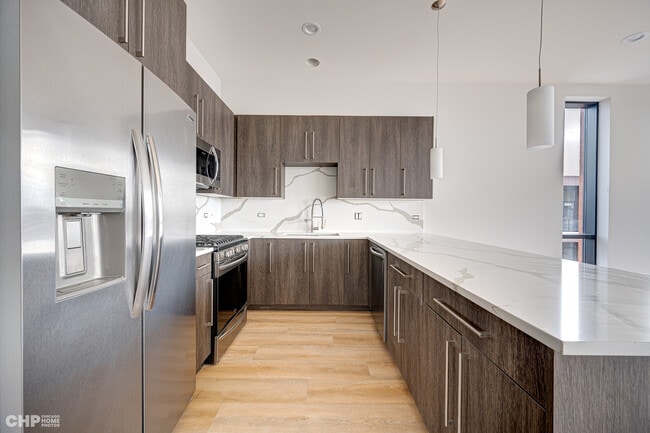 Building Photo - 3114 N Ridgeway Ave