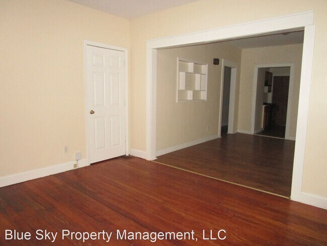 Building Photo - 3 br, 1 bath House - 1922 S. High St.