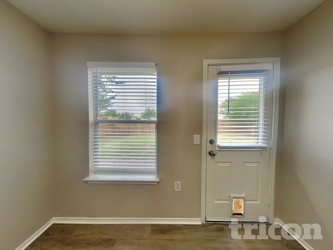 Building Photo - 12529 Sky Harbor Dr