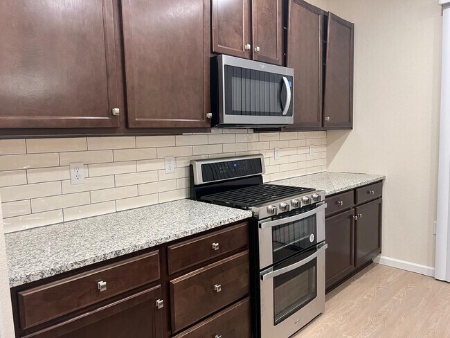 Foto del edificio - 12468 McGarrity Ave