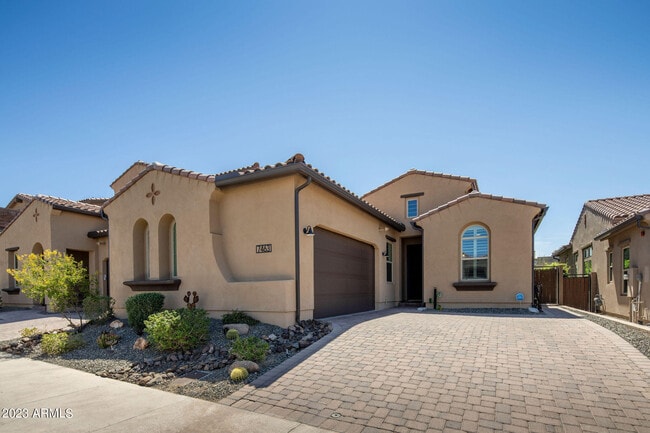 Building Photo - 7463 E Casitas Del Rio Dr