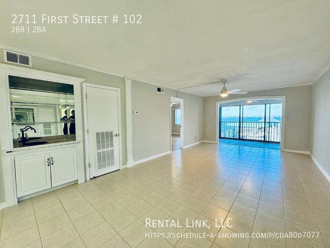 Foto del edificio - 2711 First Street # 102