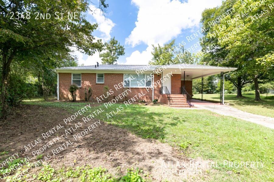 Foto principal - 2348 2nd St NE