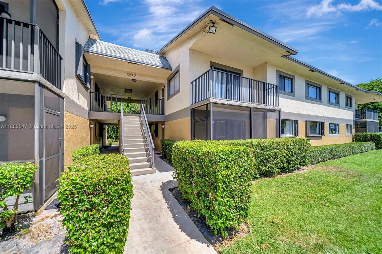 Foto principal - 567 Trace Cir