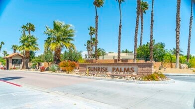 Building Photo - 1480 Sunflower Cir N