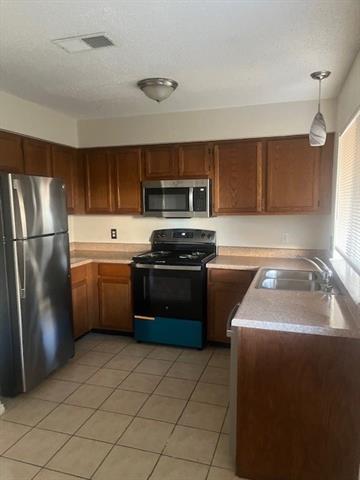 Building Photo - 803 Bluebonnet Dr