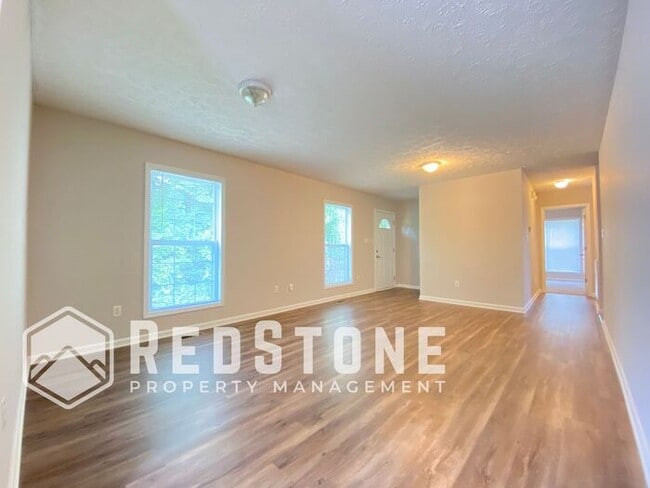Building Photo - 3 Bed, 3 Full Bath - Duplex ( ELON )