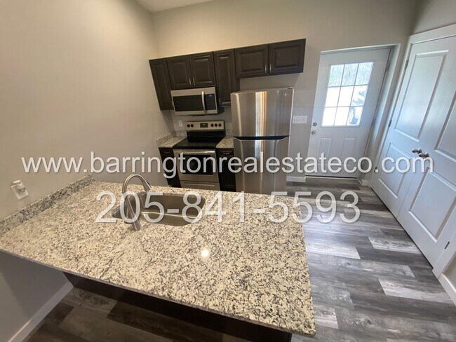 Foto del edificio - 65 Poppy Lp