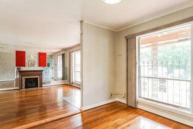 Building Photo - 937 Mason Ave SW