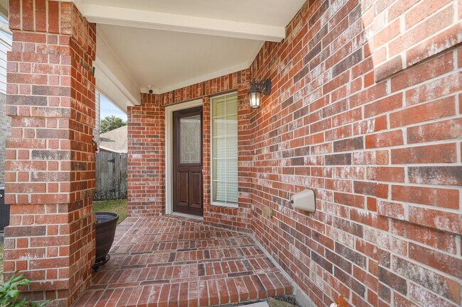 Building Photo - 21558 Duke Alexander Dr