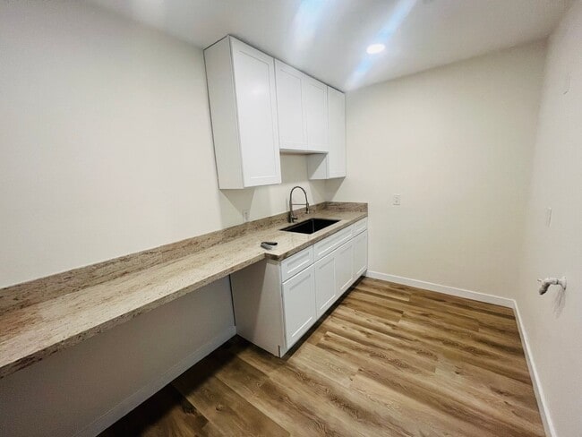Foto del edificio - 133 W Williams St