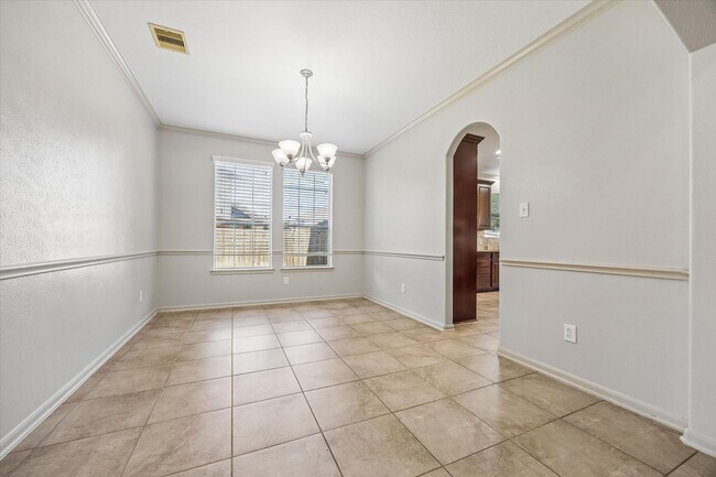 Building Photo - 6302 Pepper Hollow Ln