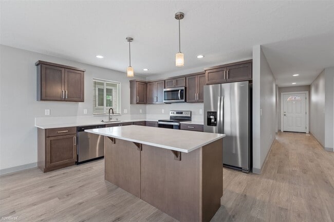 Building Photo - 3 br, 2 bath Duplex - 1508 N Bell Street