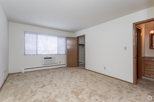 2HAB, 1BA - Whitnall Gardens Apartments