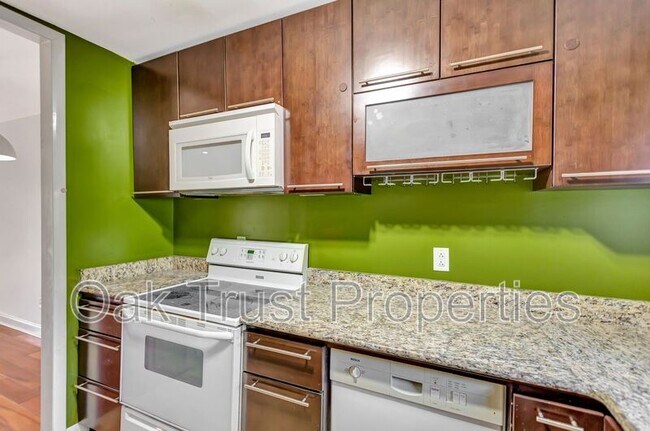 Foto del edificio - 309 St Charles Ct