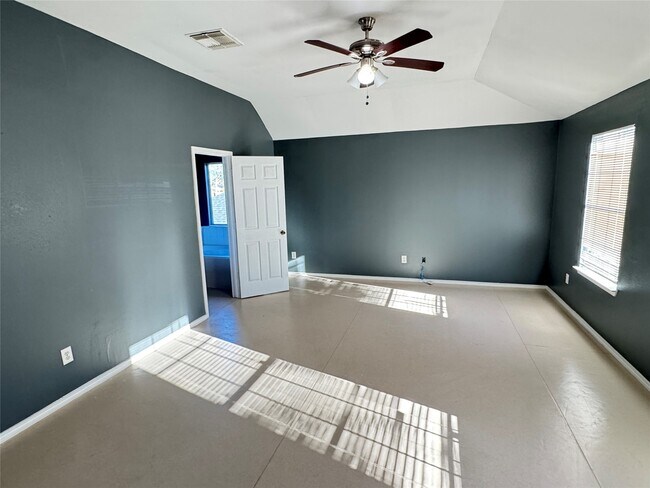 Foto del edificio - 12730 Sai Baba Dr