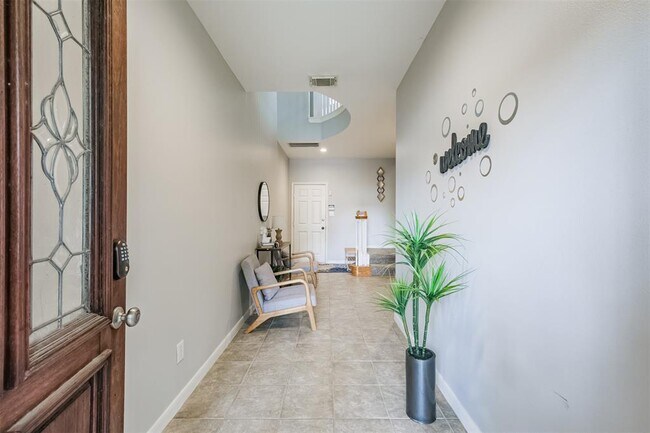 Building Photo - 26 Waugh Dr