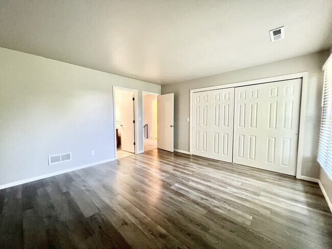 Foto del edificio - 2640 Blarney Stone Dr