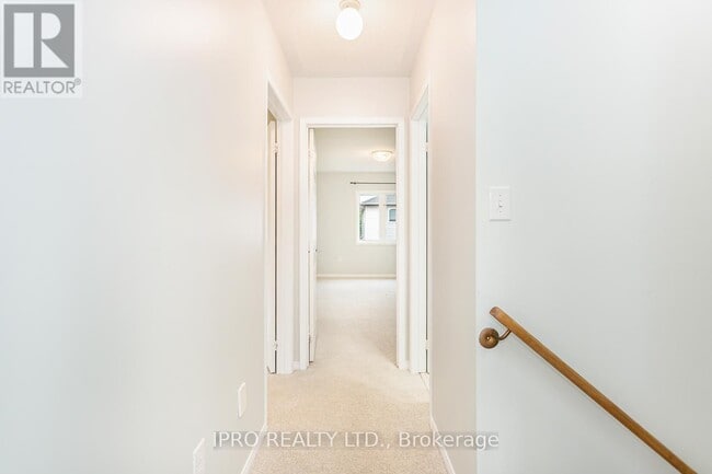 Building Photo - 2410 Emerson Dr