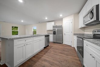 Building Photo - 511 Masters Way