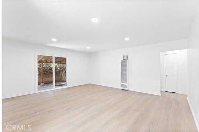 Building Photo - 411 N Vine St