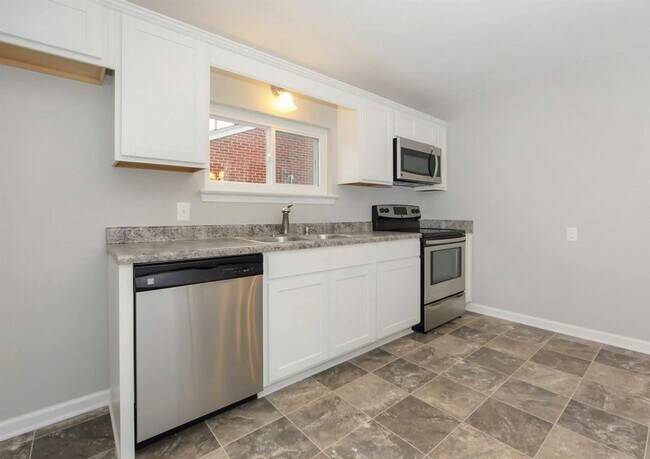 Foto del edificio - 3 Bedroom Home in Lynchburg