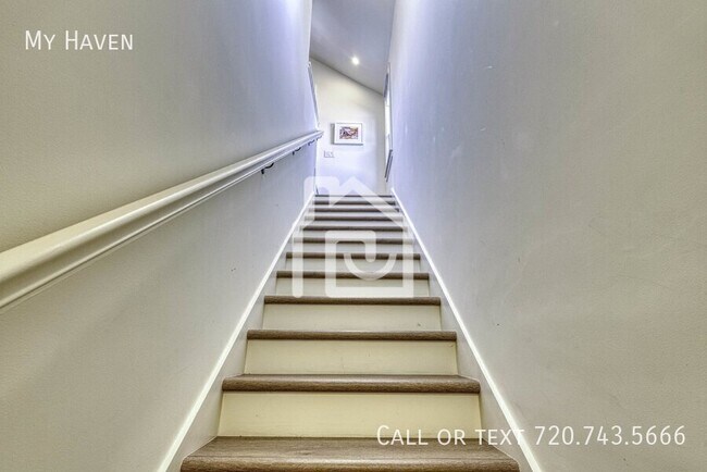 Foto del edificio - 2546 1/2 California St-