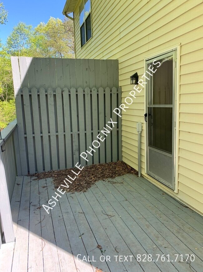 Foto del edificio - 141 Rocking Porch Ridge