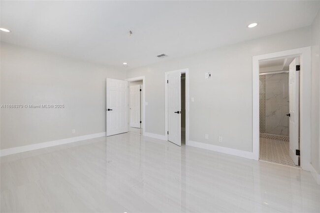 Foto del edificio - 1221 SE 10th St