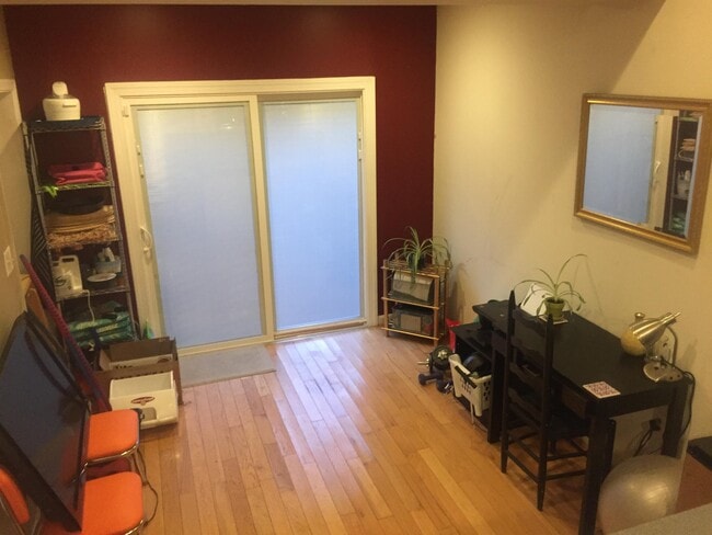 Building Photo - 1430 Light St