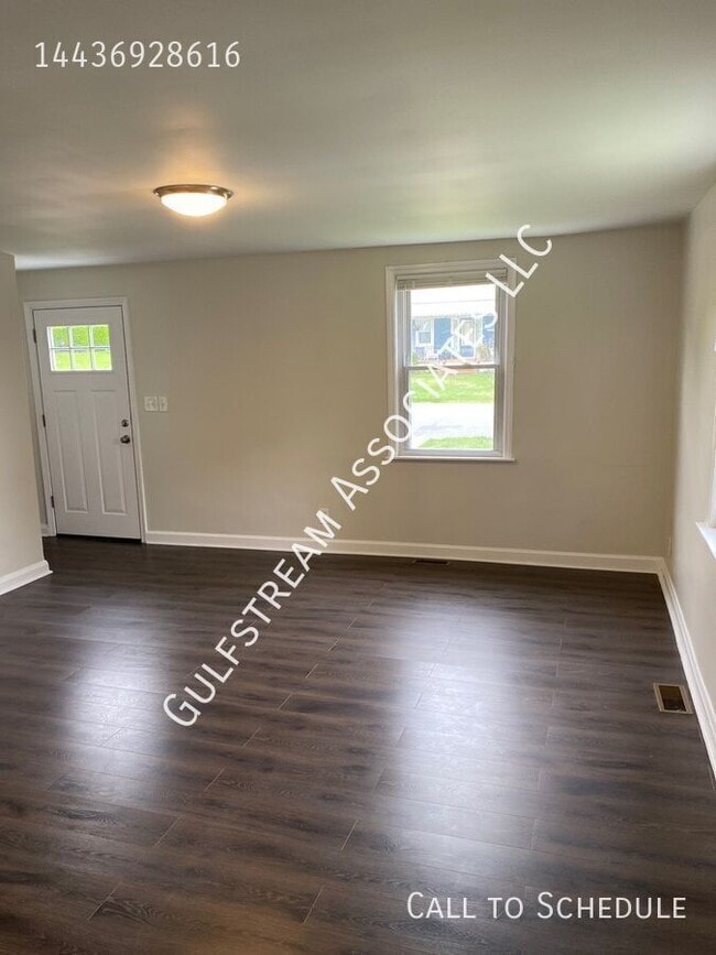 Foto del edificio - 6521 Dogwood Rd