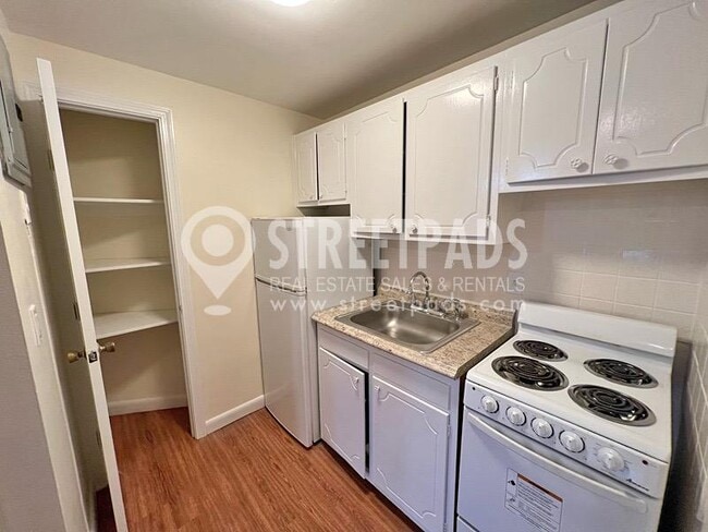 1 bedroom in Boston MA 02134 - 1 bedroom in Boston MA 02134 Apartment