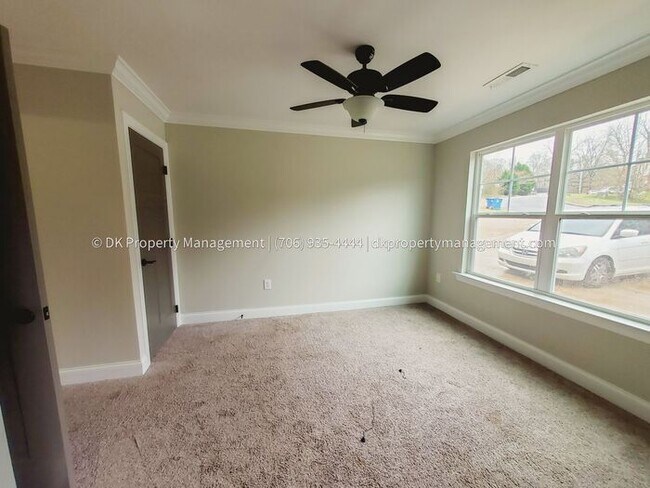 Building Photo - 60 Brown Estates Dr