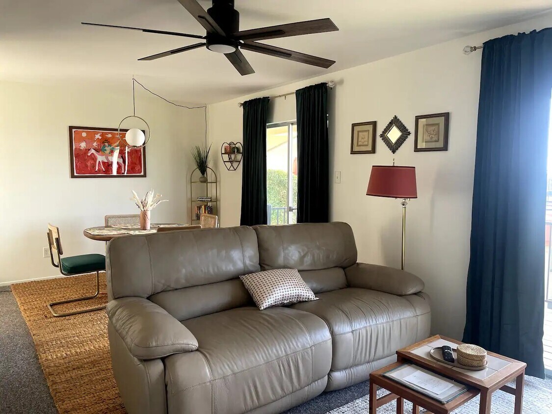 3216 Poe Cv Unit E, Lago Vista, TX 78645 Condo for Rent in Lago Vista