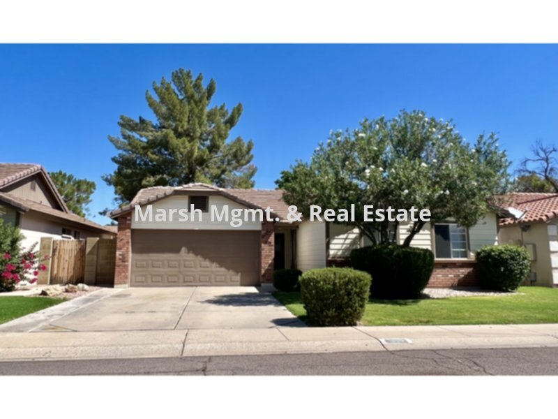 Primary Photo - Wonderful 3 bedroom home in Val Vista Lakes!