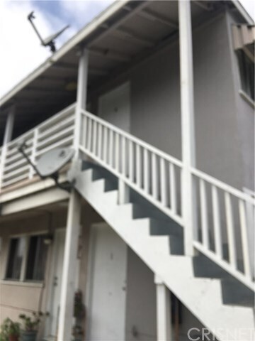 Foto del edificio - 2260 S Barrington Ave