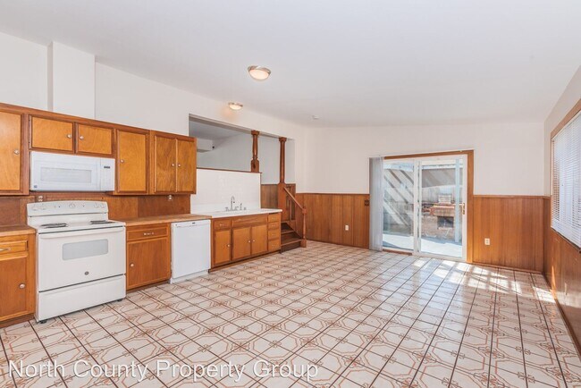 Building Photo - 3 br, 1 bath House - 604 Capistrano Drive