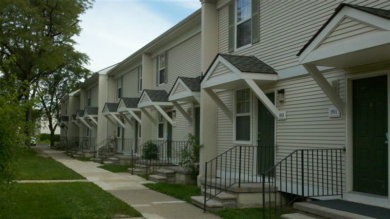 Primary Photo - Martin Luther King Apartments