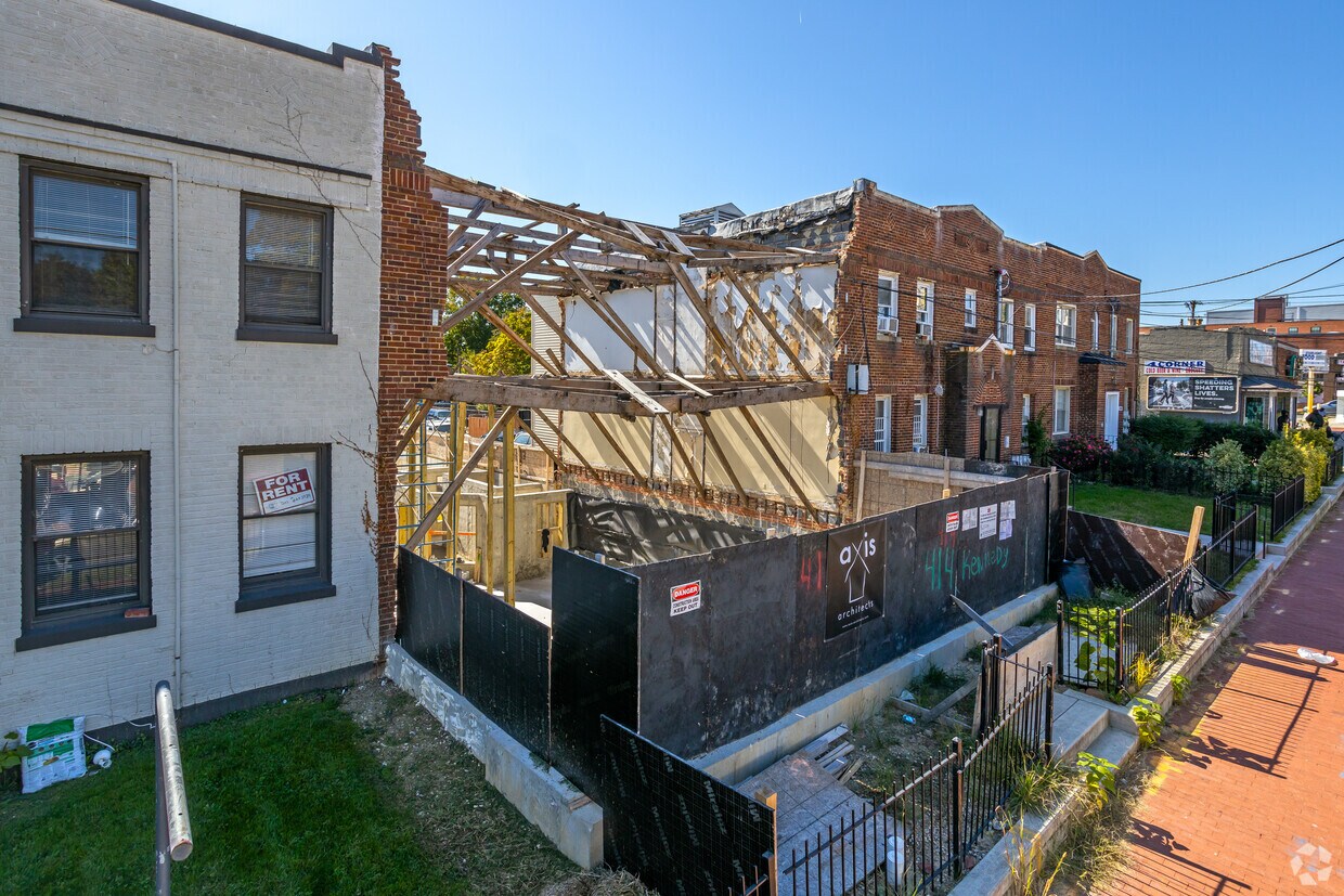 SV - 10.13.22 - Cunningham Apartments