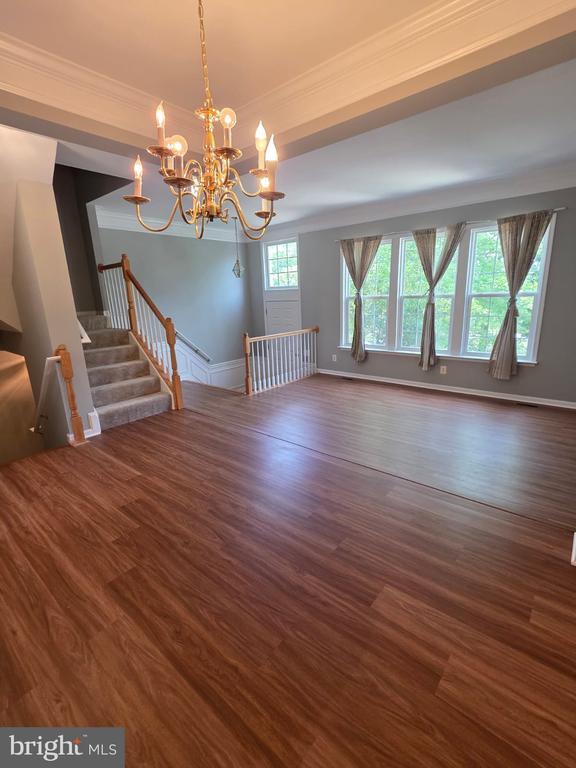 Building Photo - 22486 Maison Carree Square