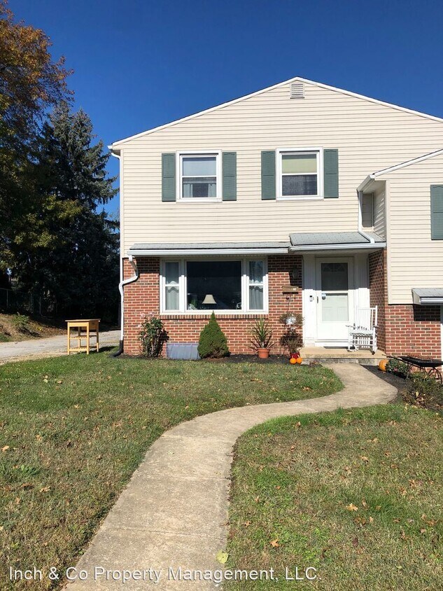Primary Photo - 3 br, 1 bath House - 215 Meade St